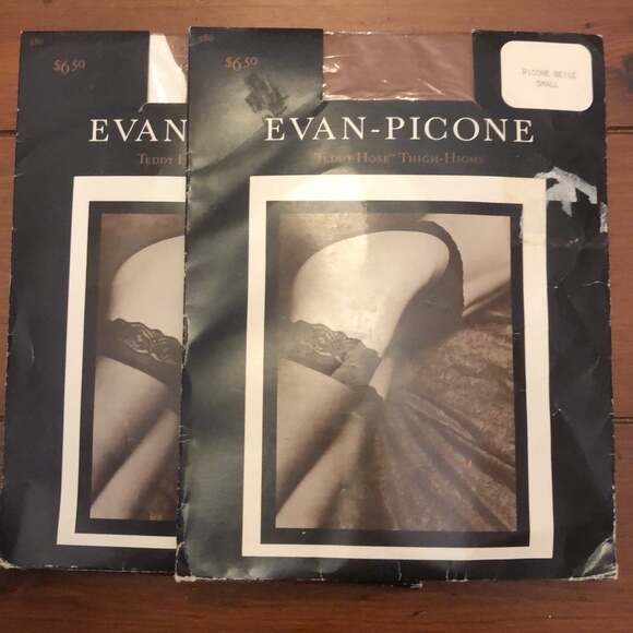 Evan Picone Accessories - NWT vintage Evan-Picone nylon teddy hose thigh highs. 2 pairs size small